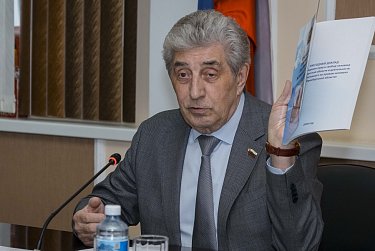 Очередное заседание ЗС начнется с отчета